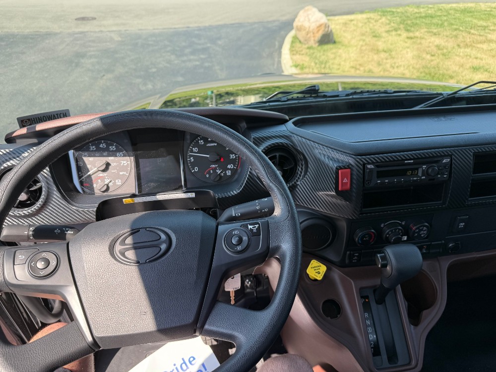 2025 Hino L6 (Key: 1945) 10